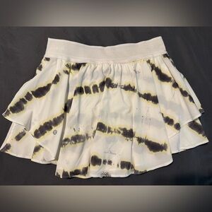 Court rival lululemon skirt